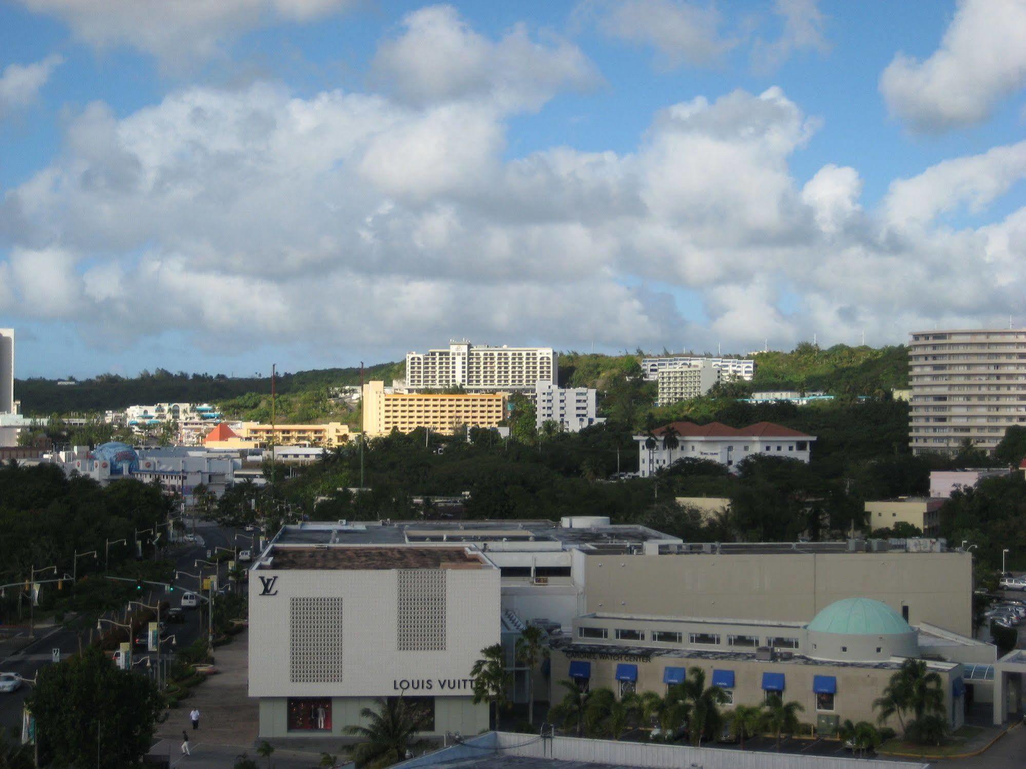 Grand Plaza Hotel Tumon Exteriér fotografie