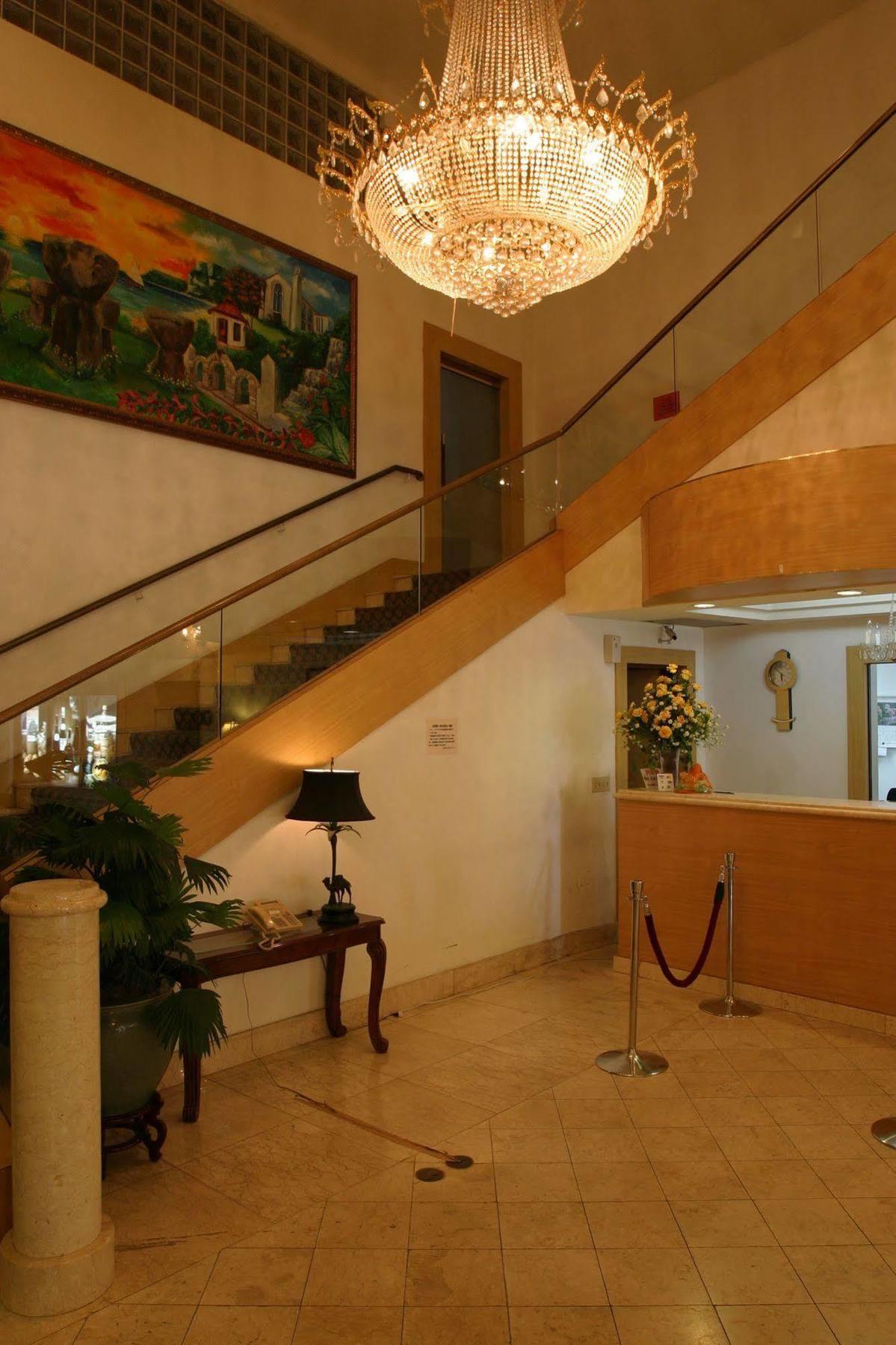 Grand Plaza Hotel Tumon Exteriér fotografie